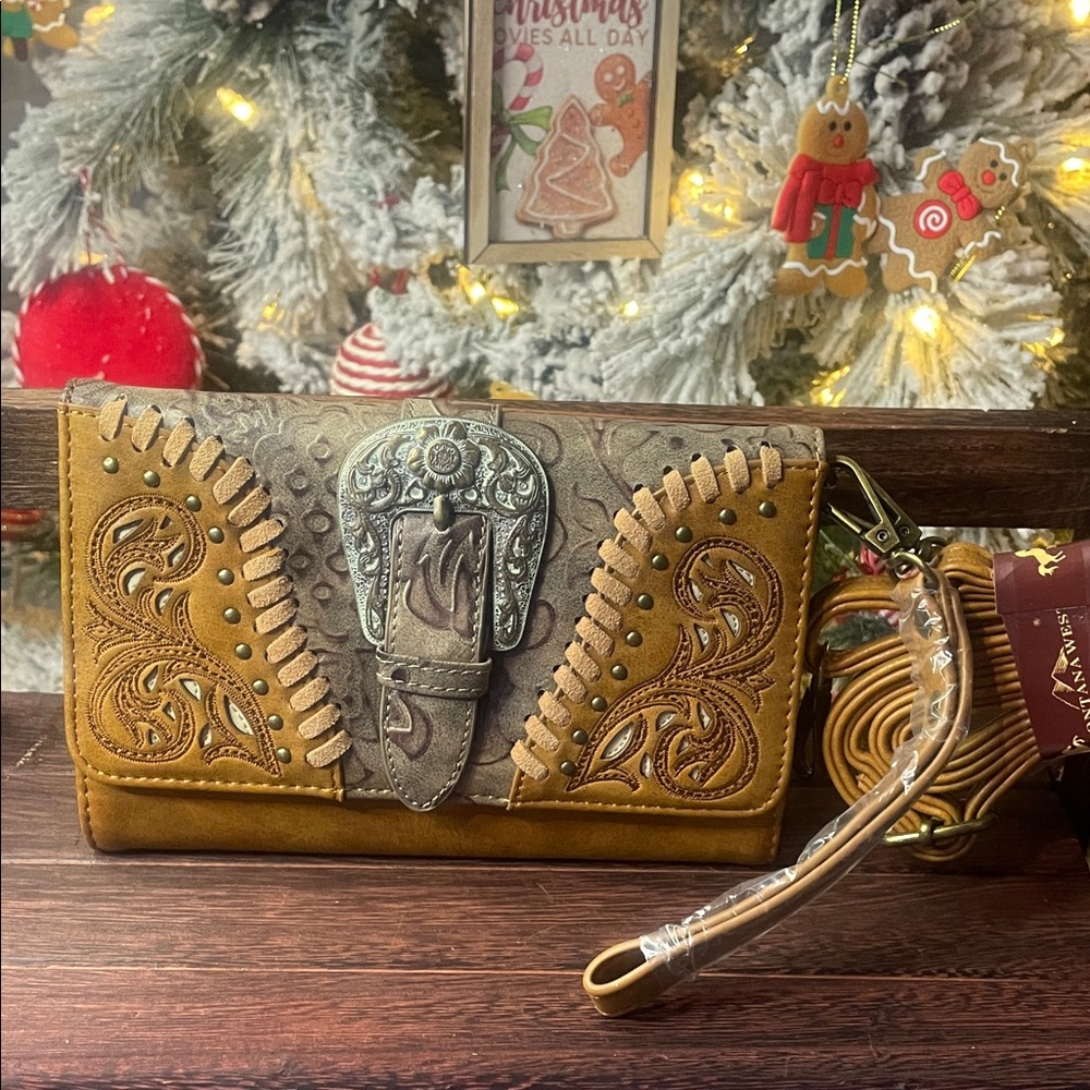 Montana West Brown and Tan Western Clutch